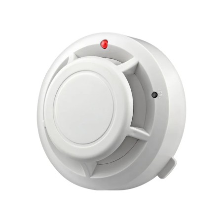 WIFI camera smoke detector accessible remotely